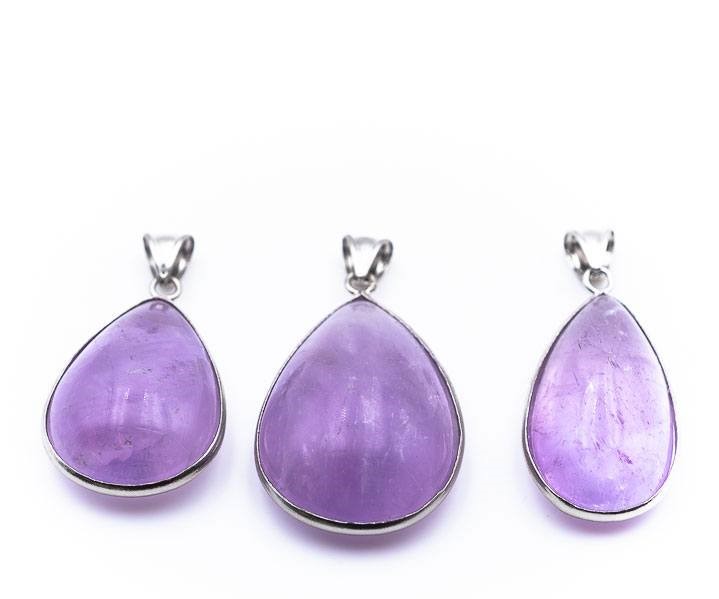 Pendentif cabochon goutte amethyste bresil 25 35mm 2